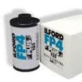 Ilford FP 4 Plus 125 mustvalge film