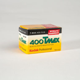 Film Kodak T-Max 400/36 mustvalge.