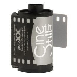Film CineStill Double-X mustvalge 200/36, 35 mm käsiilmutus