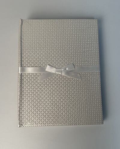 Album Unique White taskutega 200 fotole 10x15 cm KD46200